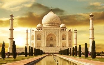 Top 10 Amazing Places To Visit In Agra